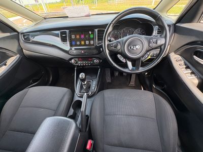 2016 Kia Carens