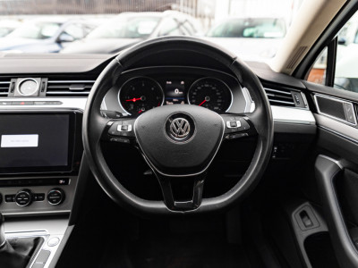 2017 Volkswagen Passat