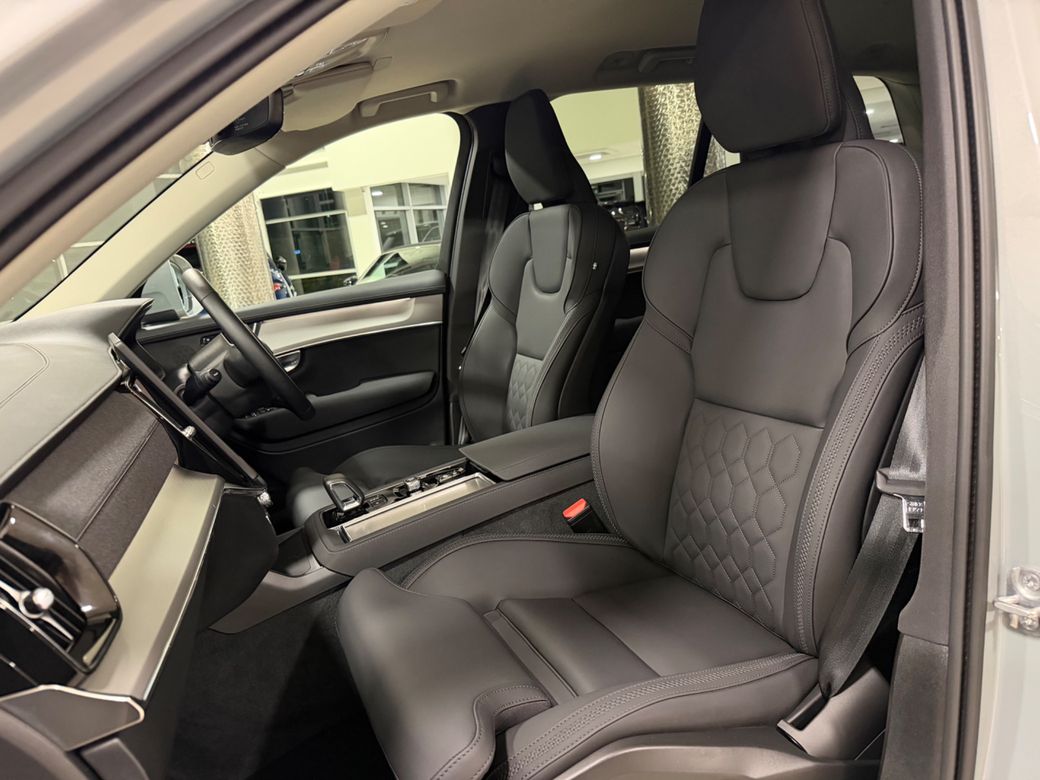 2025 Volvo XC90