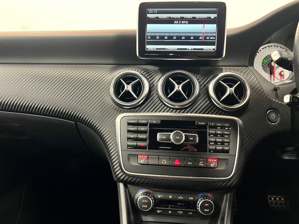 2014 Mercedes-Benz A 180