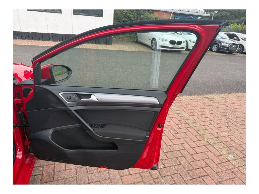 2014 Volkswagen Golf