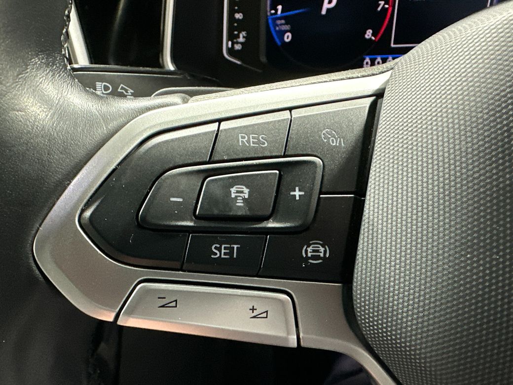 2023 Volkswagen T-Roc