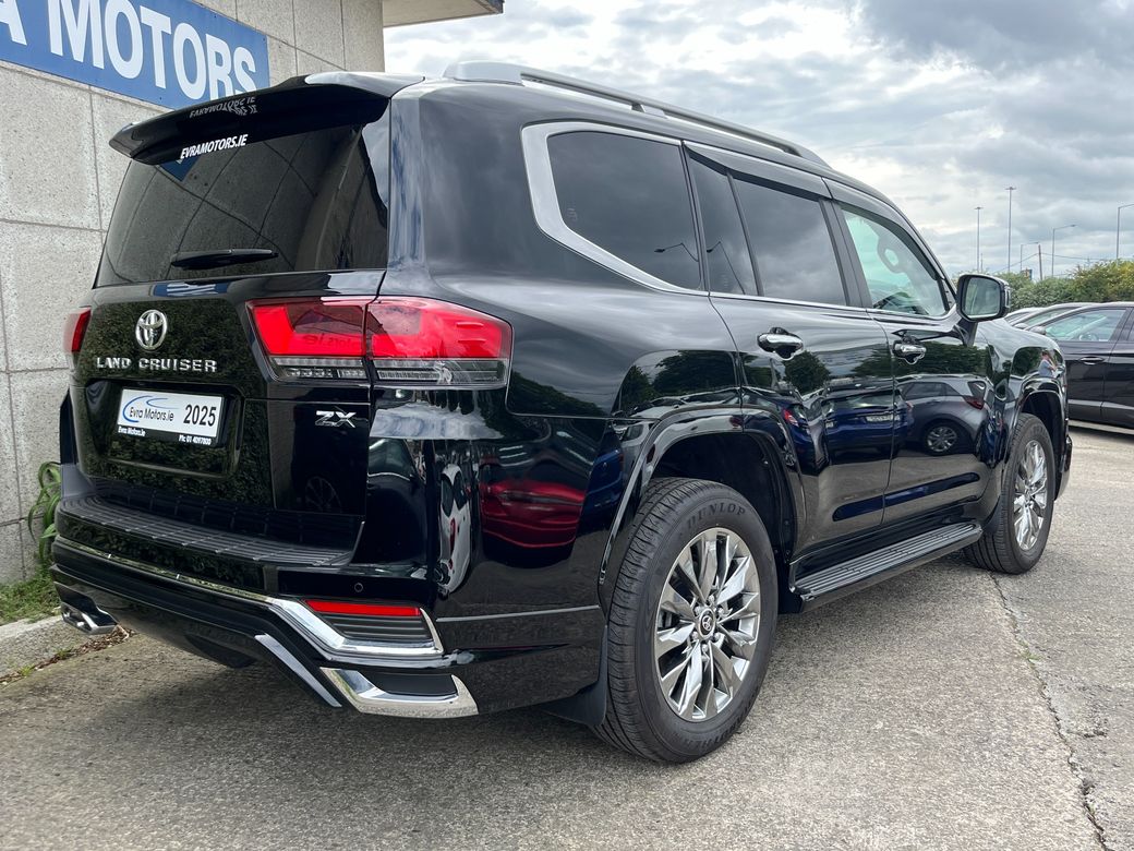 2025 Toyota Landcruiser