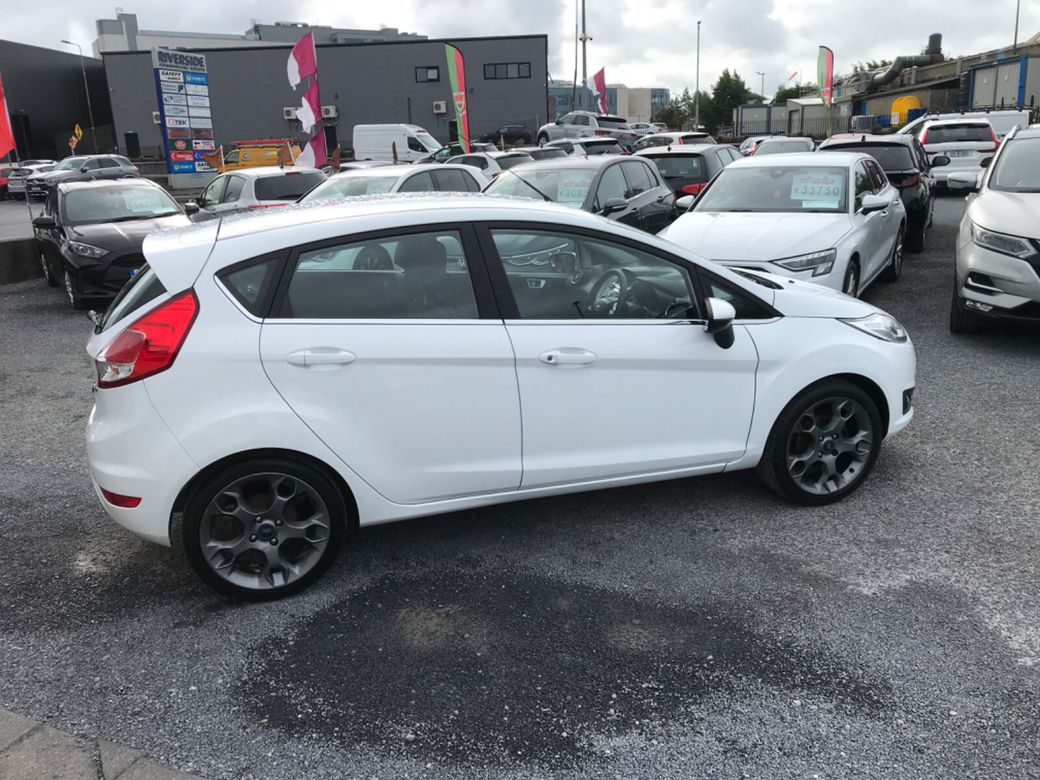 2017 Ford Fiesta