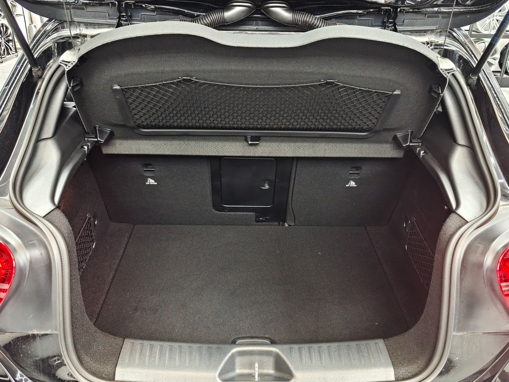 2016 Mercedes-Benz A 180