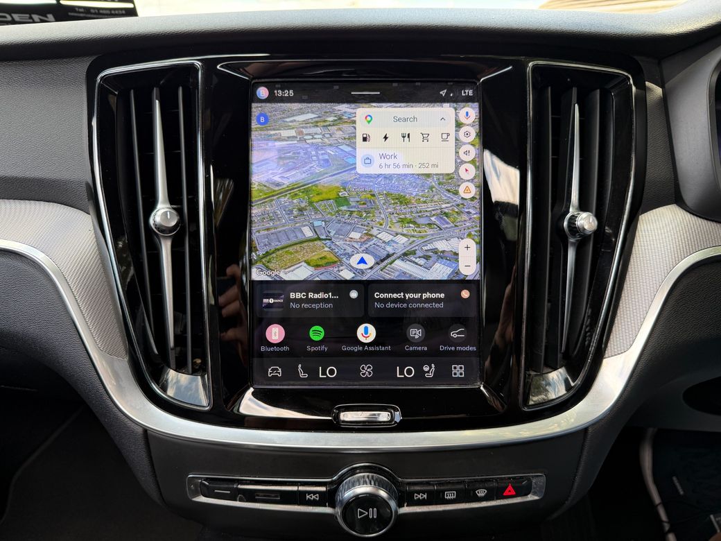 2022 Volvo V60