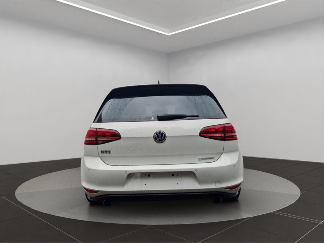 2016 Volkswagen Golf