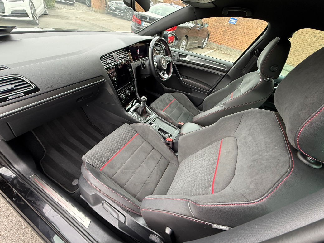 2019 Volkswagen Golf