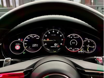 2023 Porsche Panamera