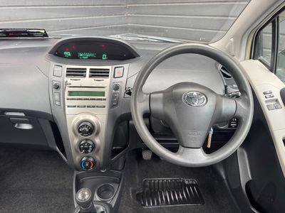 2011 Toyota Yaris