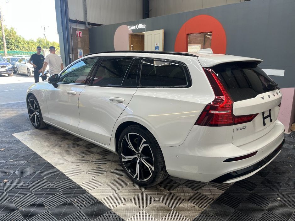 2023 Volvo V60