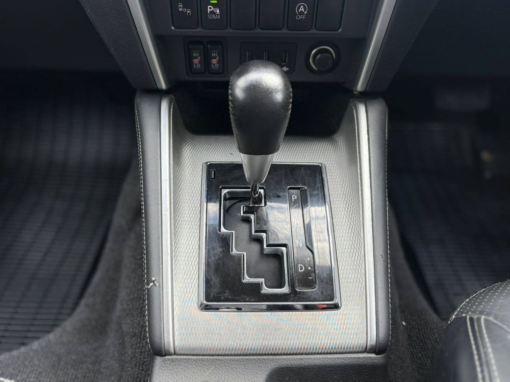2020 Mitsubishi L200
