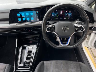 2023 Volkswagen Golf