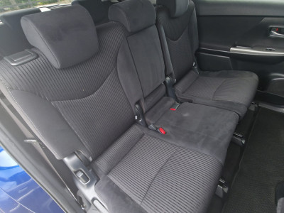 2017 Toyota Prius Alpha