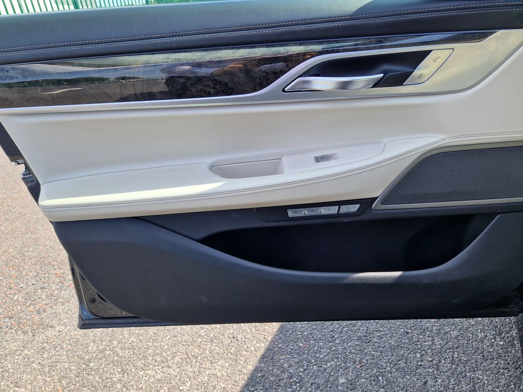 2016 BMW 7 Series