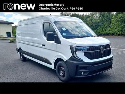 2025 Renault Master
