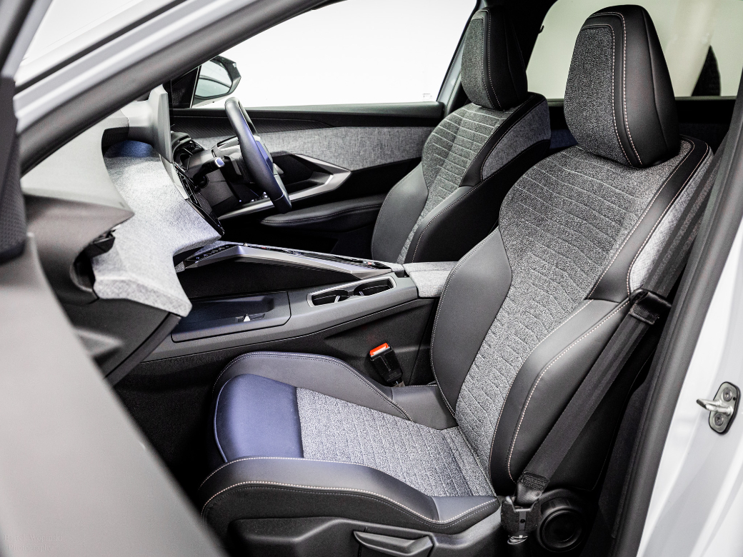 2025 Peugeot 5008
