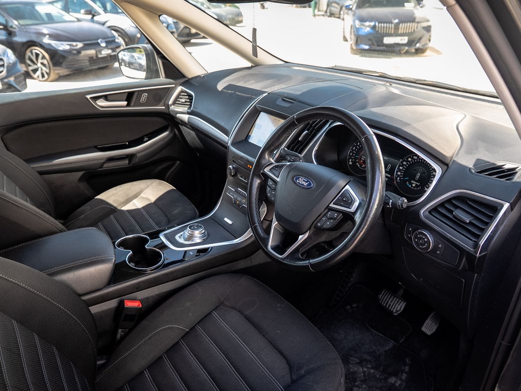 2021 Ford Galaxy