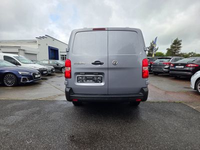 2022 Vauxhall Vivaro