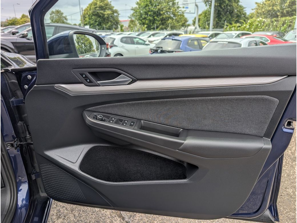 2023 Volkswagen Golf
