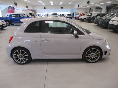 2022 Abarth 595