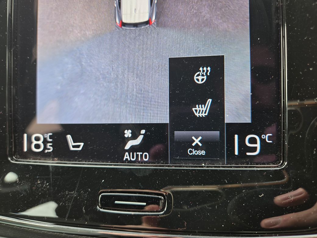 2023 Volvo XC40
