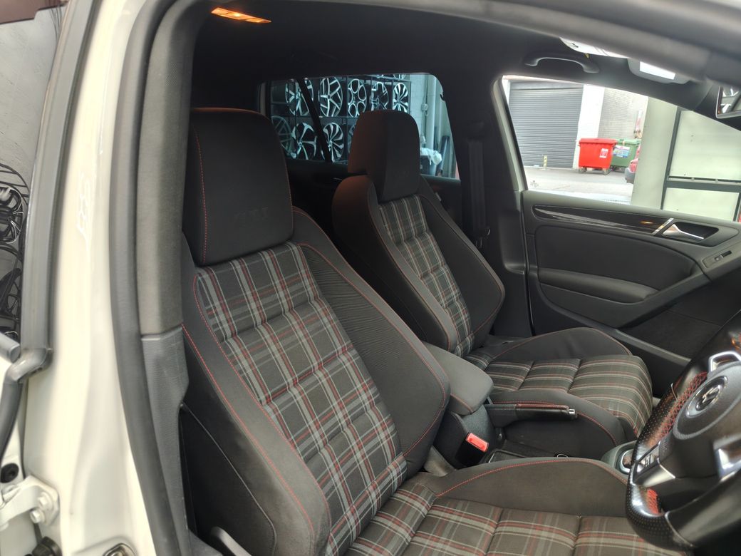 2011 Volkswagen Golf