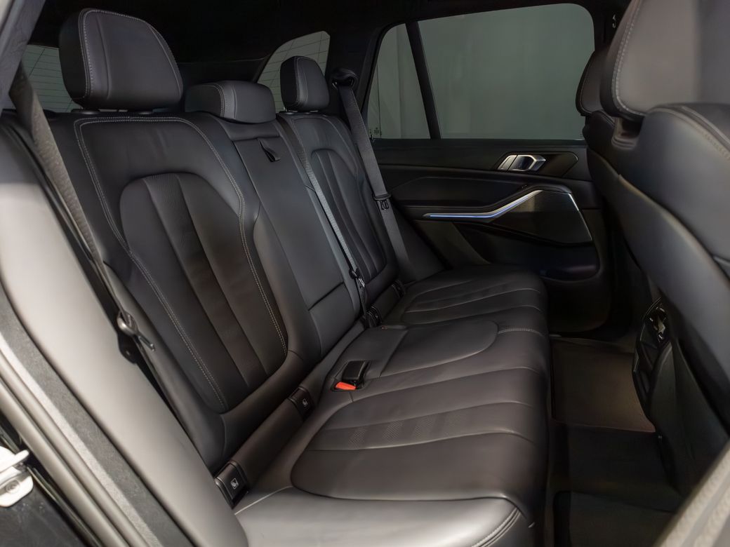 2022 BMW X5