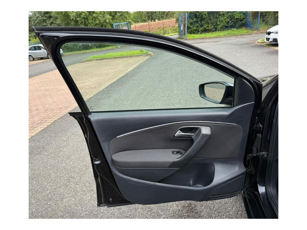 2015 Volkswagen Polo