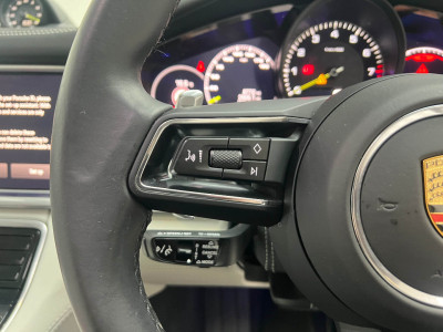 2023 Porsche Panamera