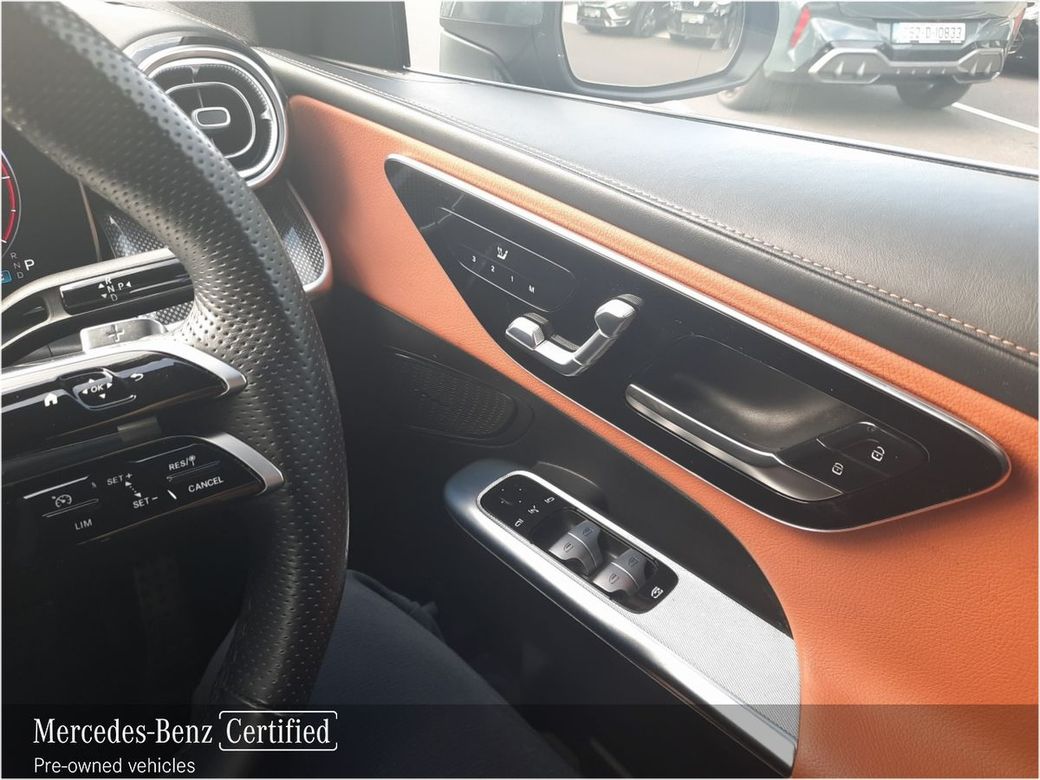 2023 Mercedes-Benz GLC Class