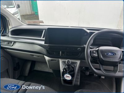 2025 Ford Transit Custom