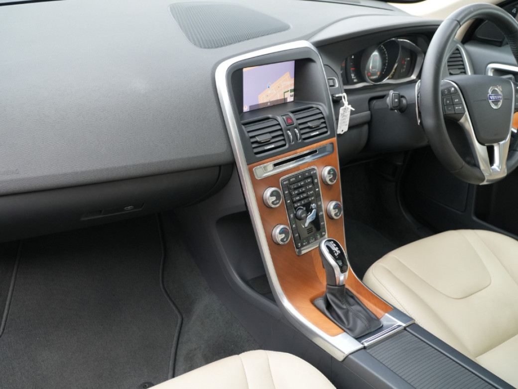 2017 Volvo XC60