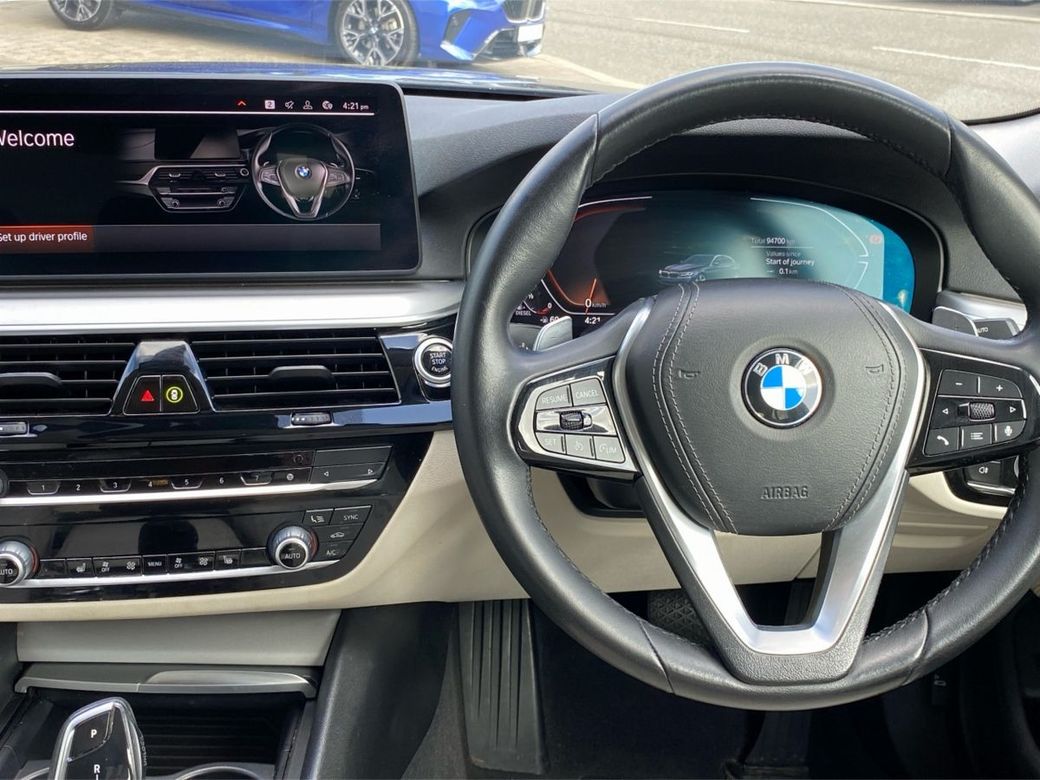 2022 BMW 5 Series
