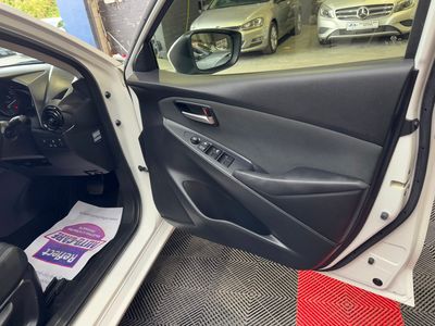 2017 Mazda Demio