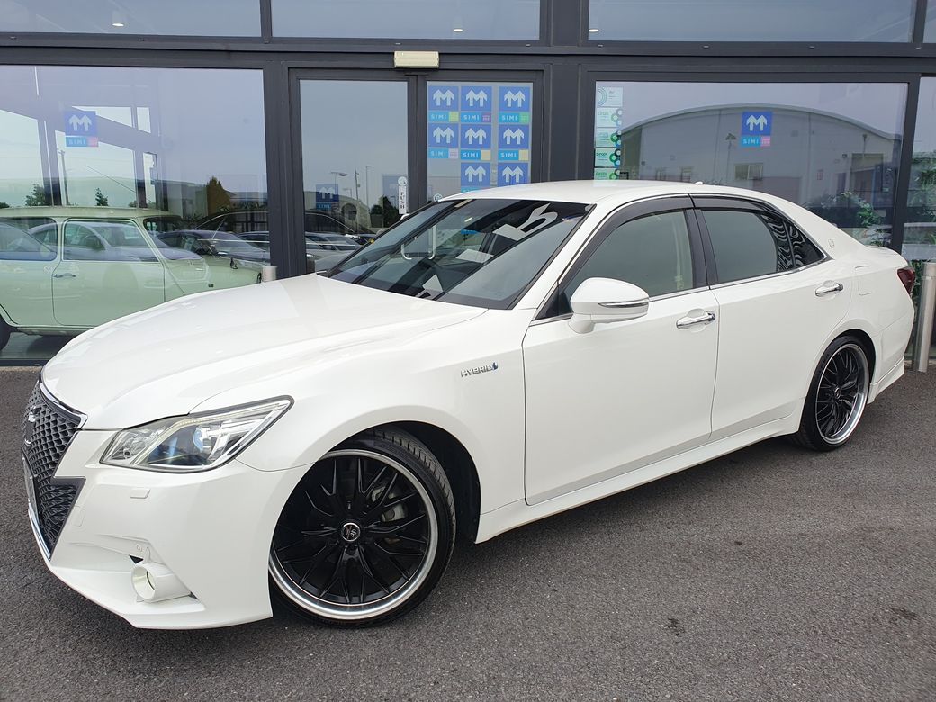 2013 Toyota Crown