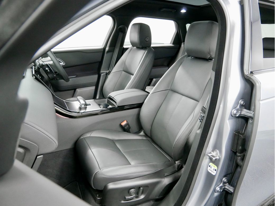 2025 Land Rover Range Rover Velar