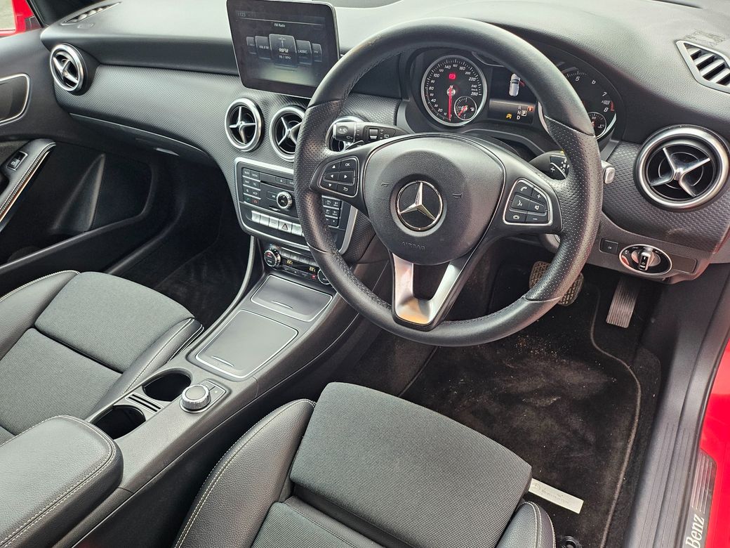 2016 Mercedes-Benz A 180