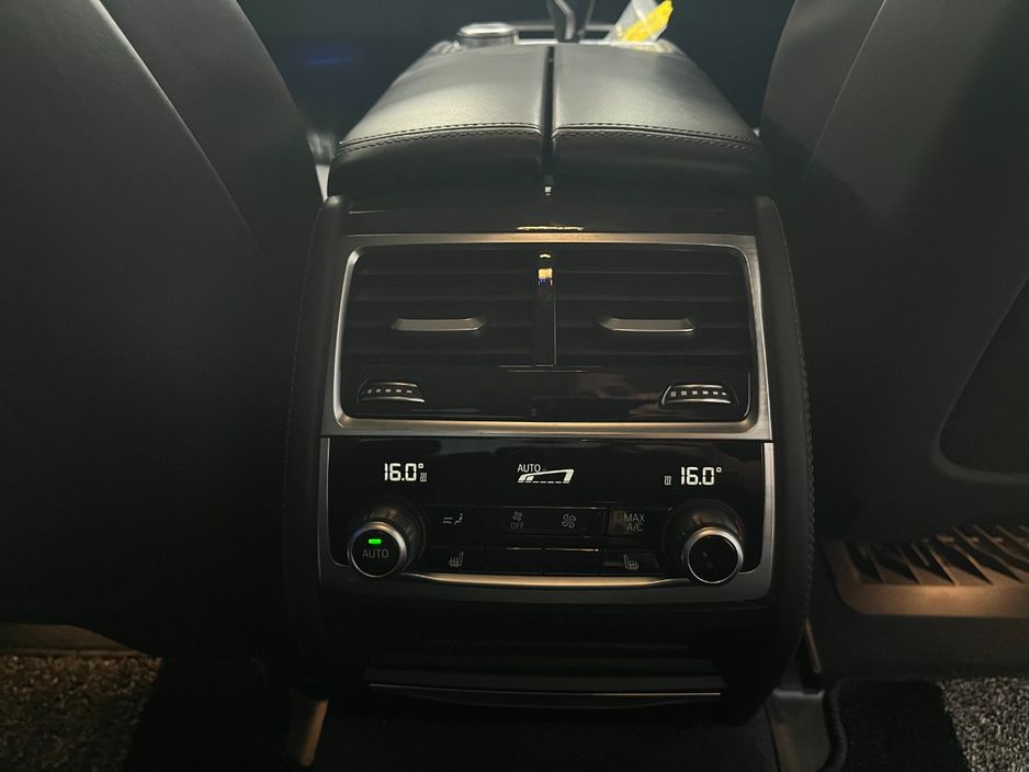 2016 BMW 7 Series