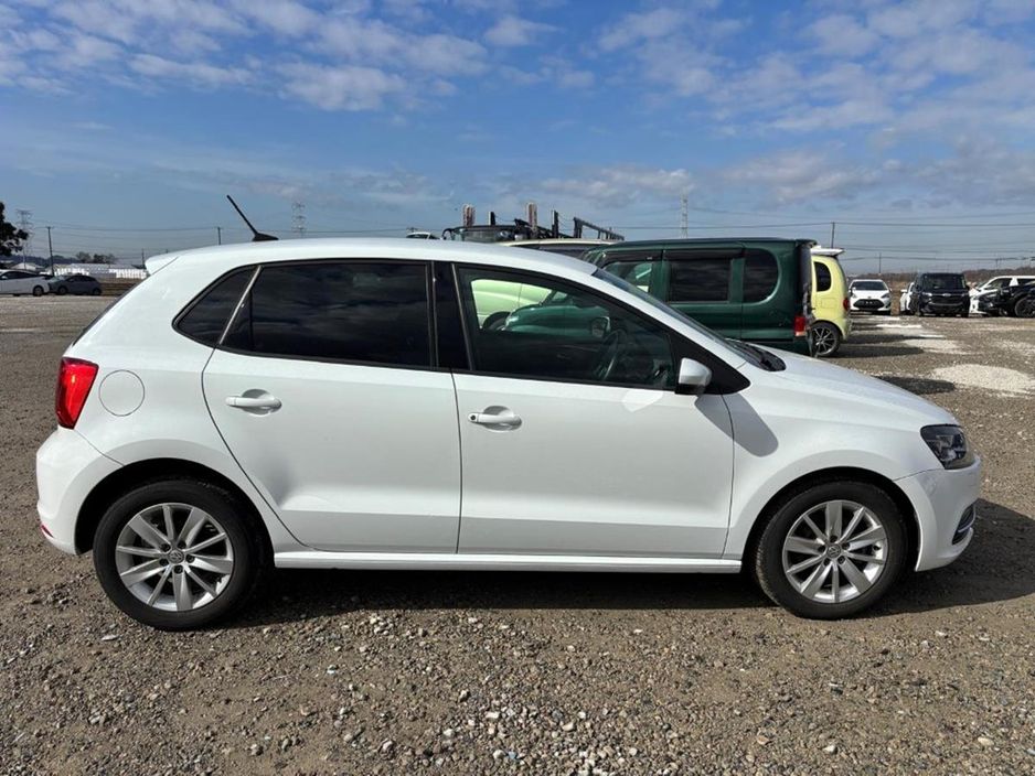 2016 Volkswagen Polo