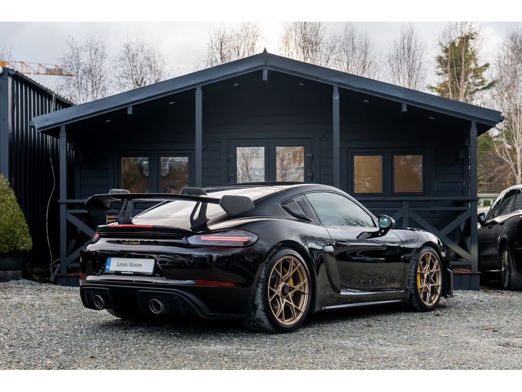 2024 Porsche 718 Cayman