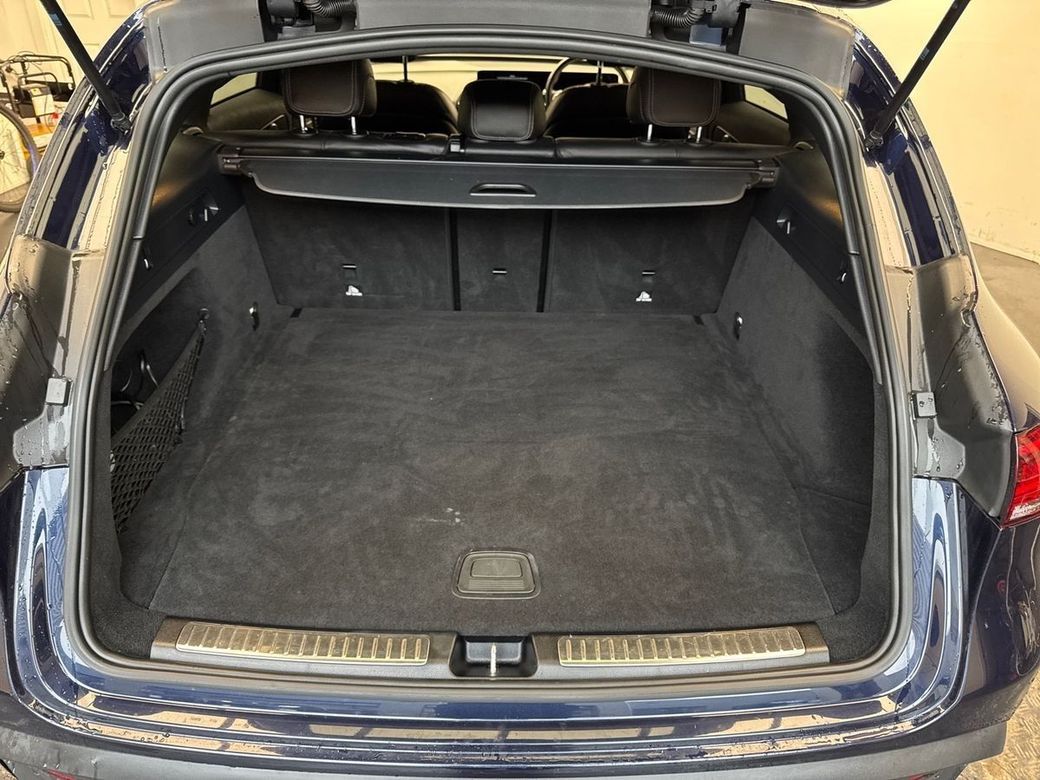 2022 Mercedes-Benz EQC