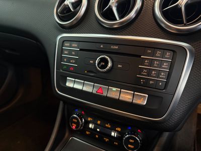 2017 Mercedes-Benz A 180