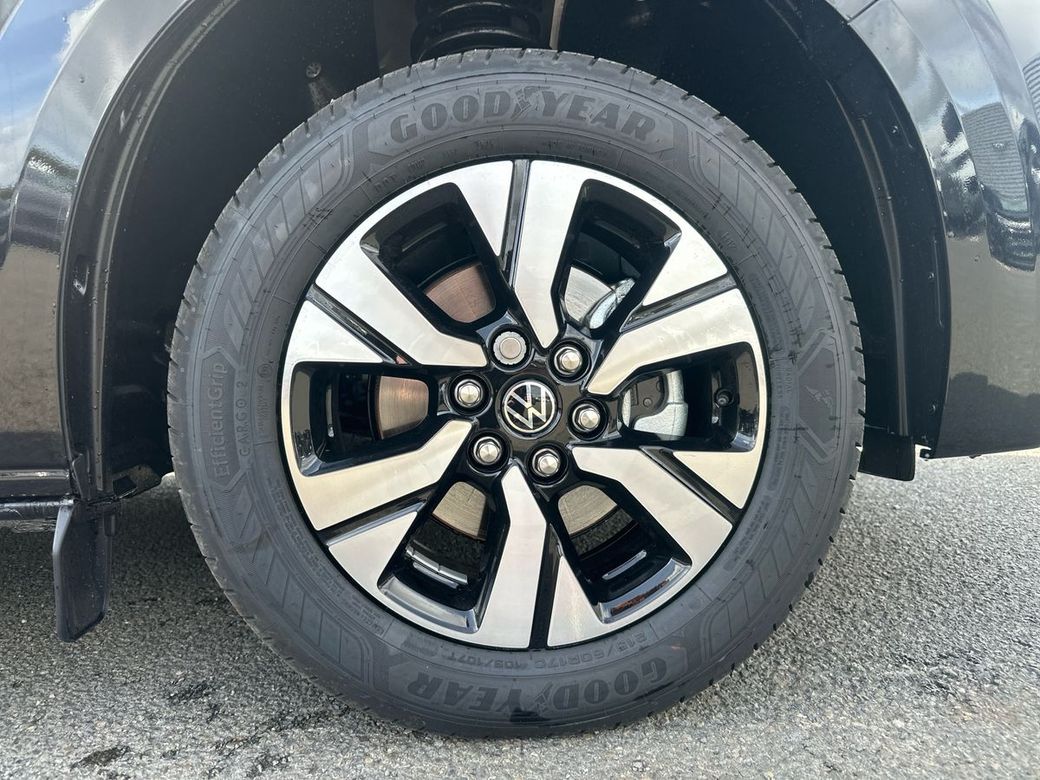 2025 Volkswagen Transporter