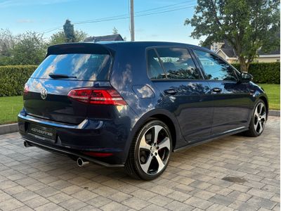 2016 Volkswagen Golf