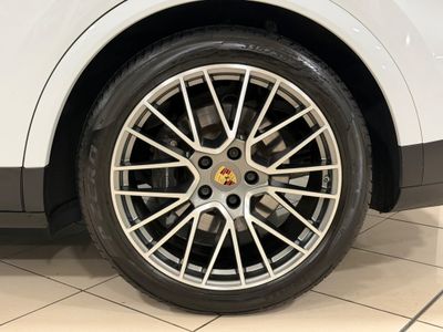 2022 Porsche Cayenne