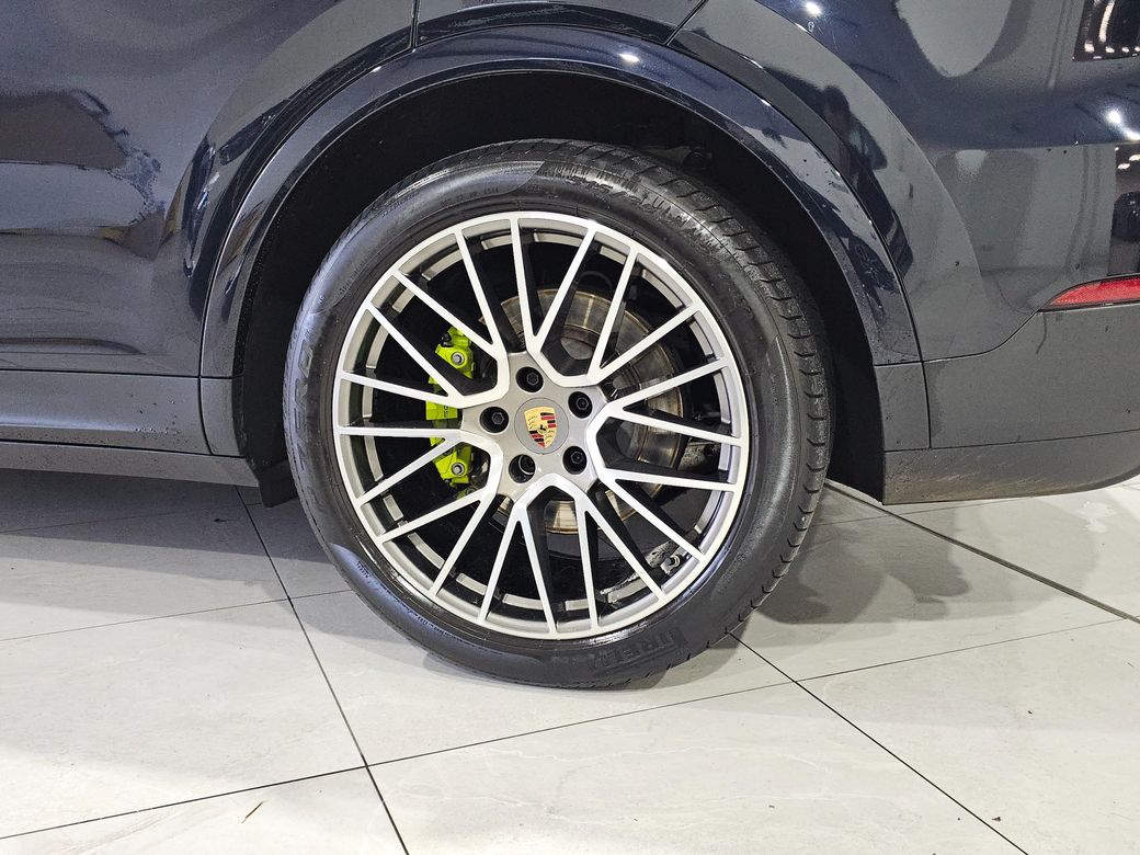 2023 Porsche Cayenne