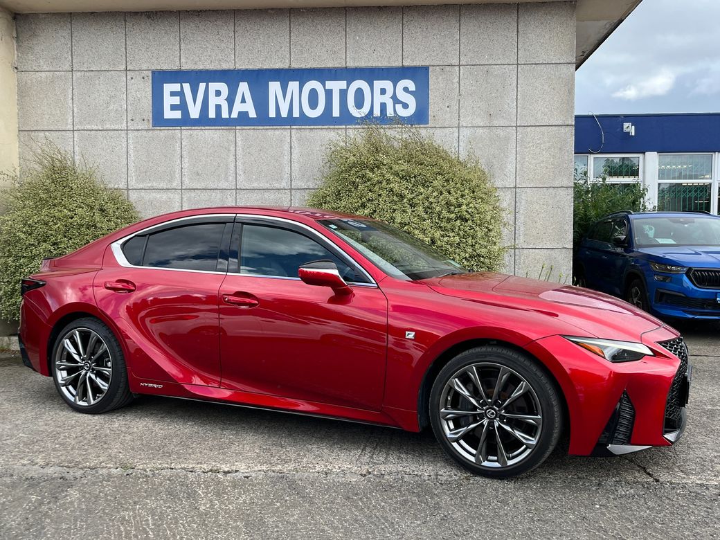 2020 Lexus IS 300h