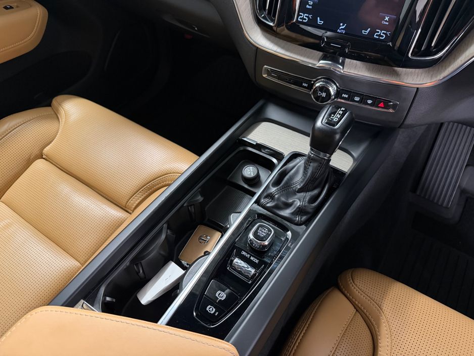 2020 Volvo XC60