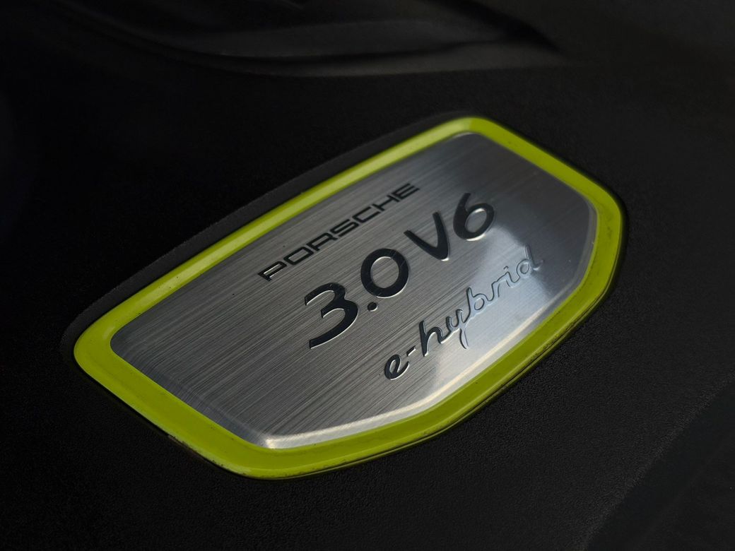 2023 Porsche Cayenne